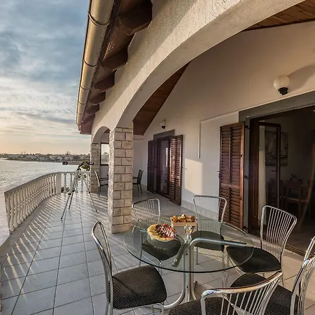 Apartment Batela