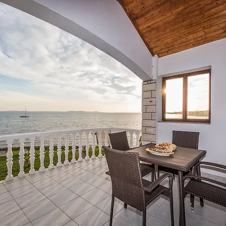 Batela Apartment *