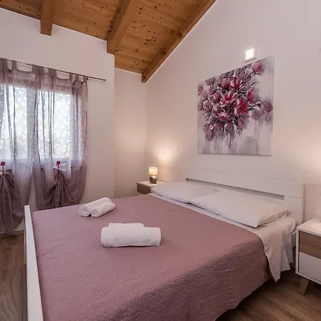 Batela Apartment *