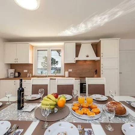 Batela Apartment *