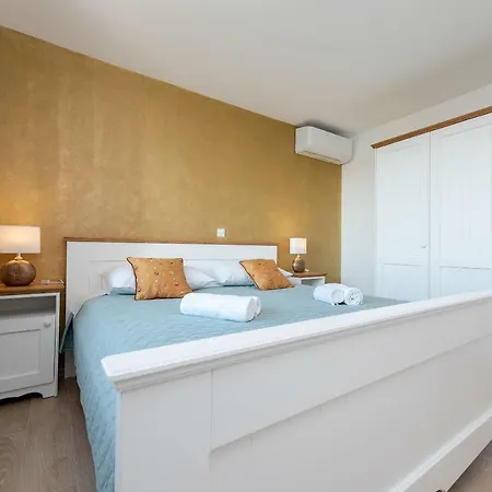 Apartment Batela